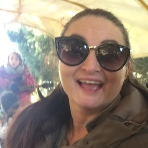 Meet your Posher, Jackie